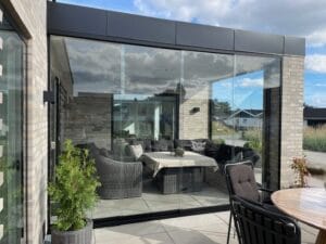 Skydeglas terrasse i Blokhus - billede 4