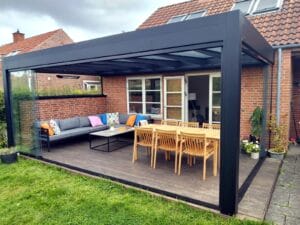 Bioklimatisk pergola og skydeglas i Virum - billede 3